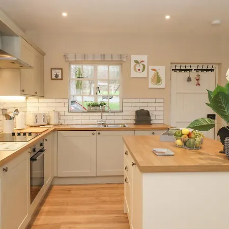 Larch At Esthwaite Water Nyaraló *